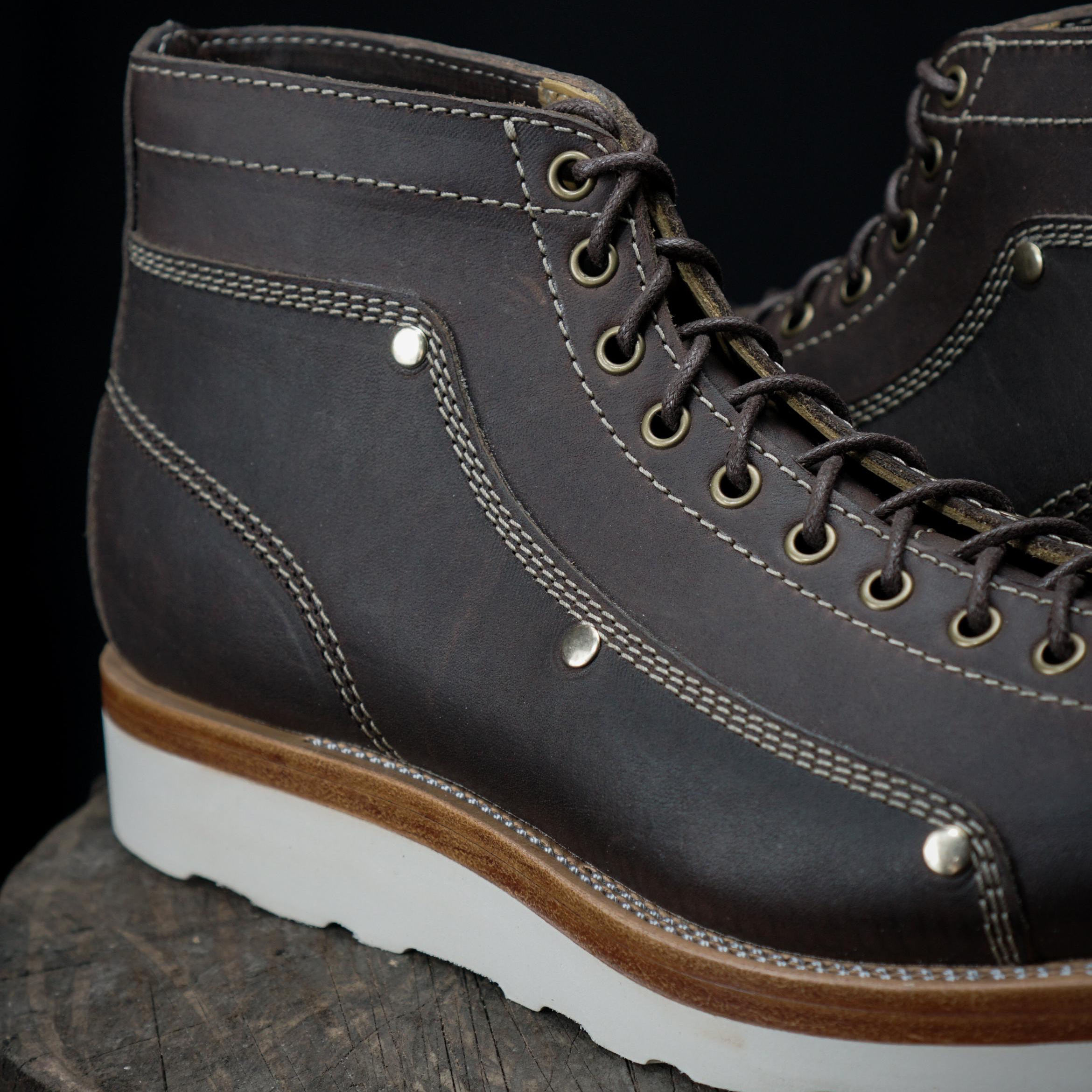 Tahura Edulis Roofer Boots